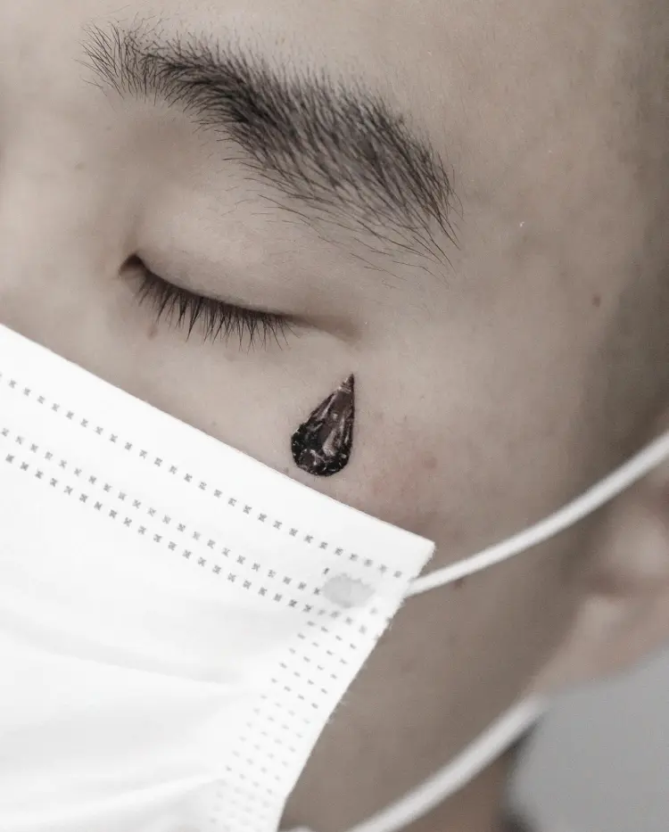 tattooer_amu