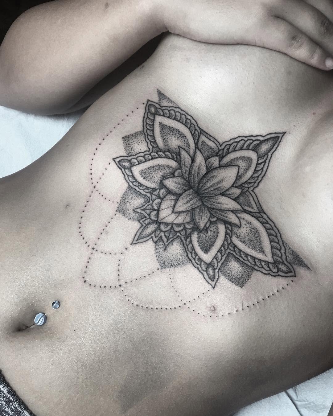 Full Circle Tattoo