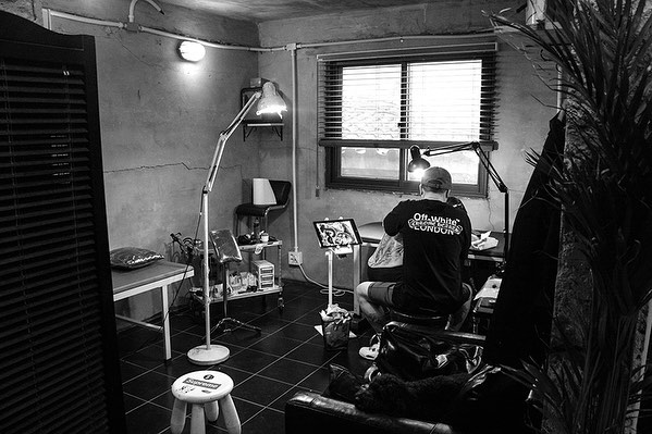 tattooist_bk