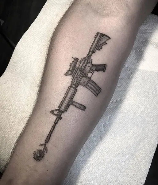 Full Circle Tattoo