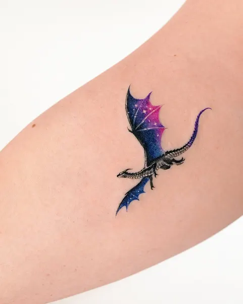 Dragon, 학, 날개, 요정, 참새, 발키리, 불사조, 잠자리, 판타지, 이레즈미, 커스텀 타투, 댄서, 모래, 번개, 전갈, 제비, 페가수스, 플래시 타투