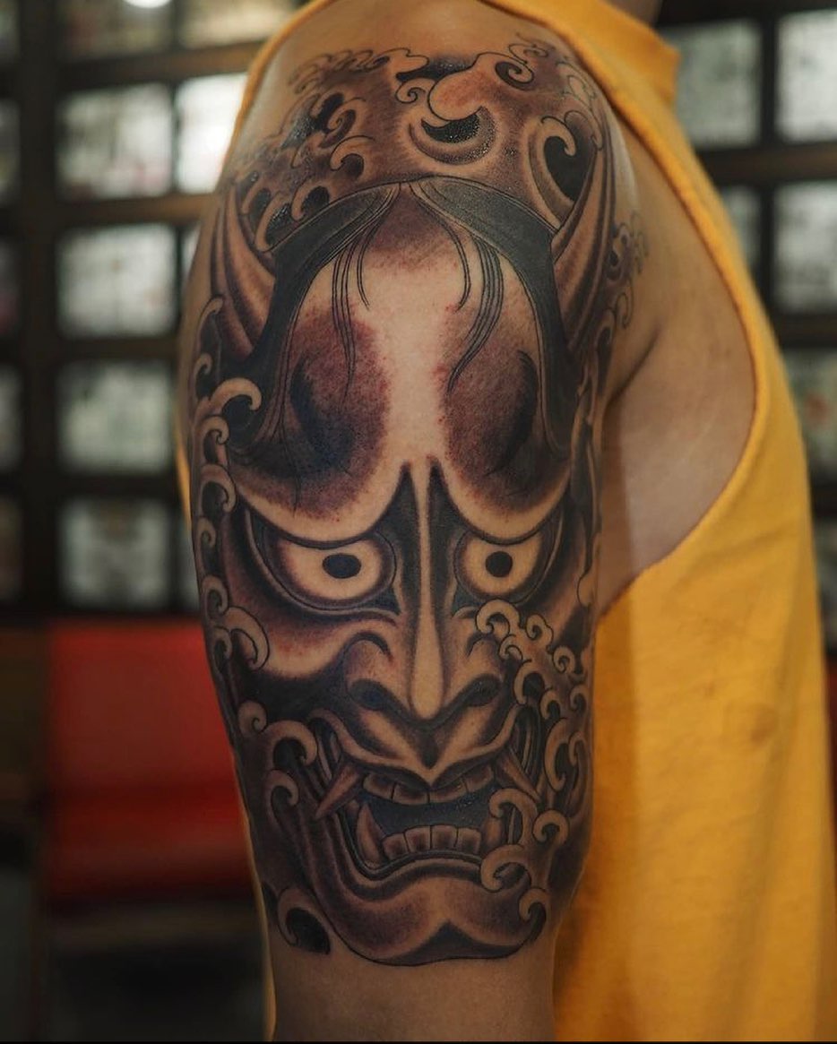 Ink and Dagger Tattoo
