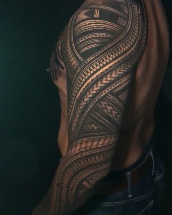 Ink and Dagger Tattoo