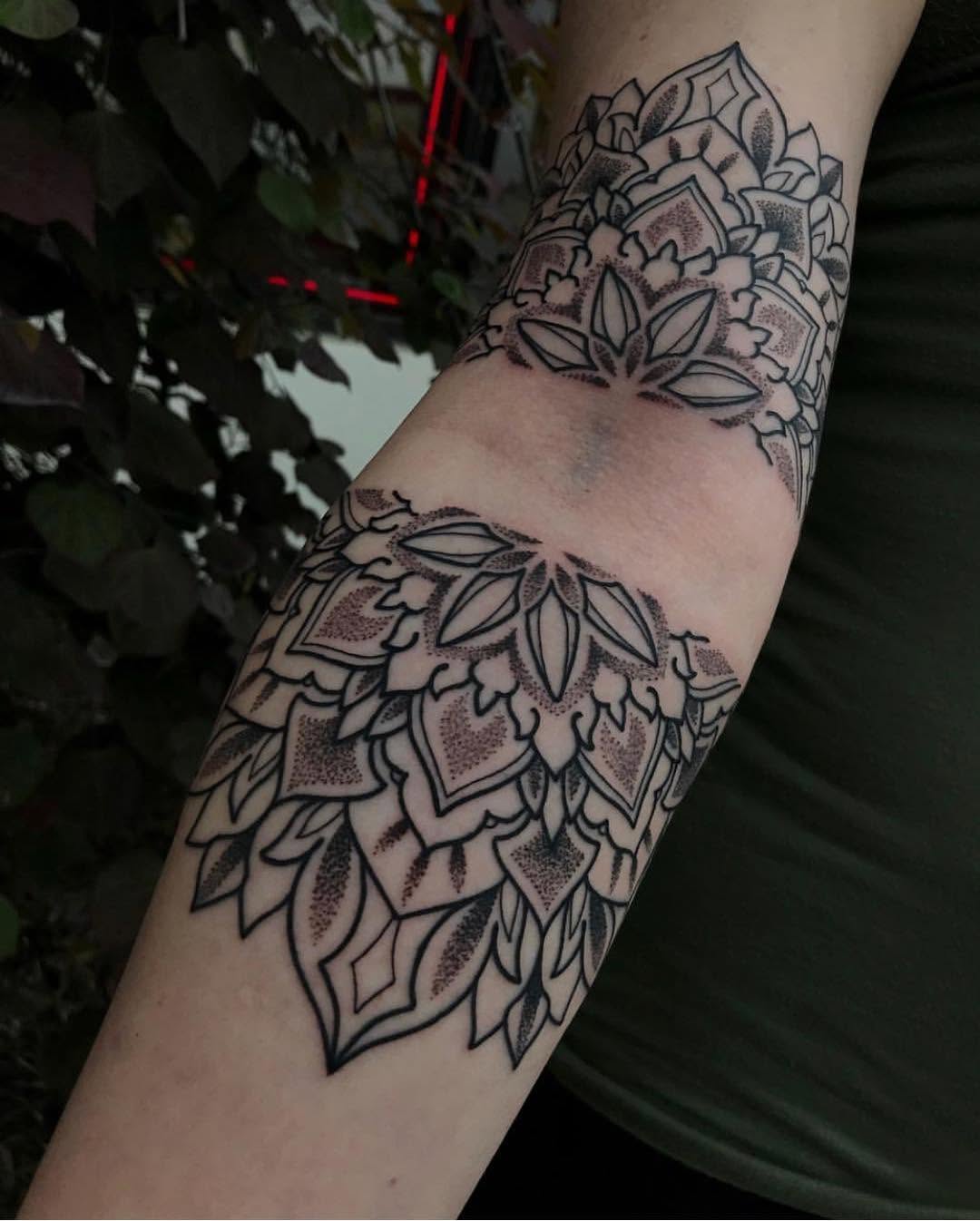 Ink and Dagger Tattoo