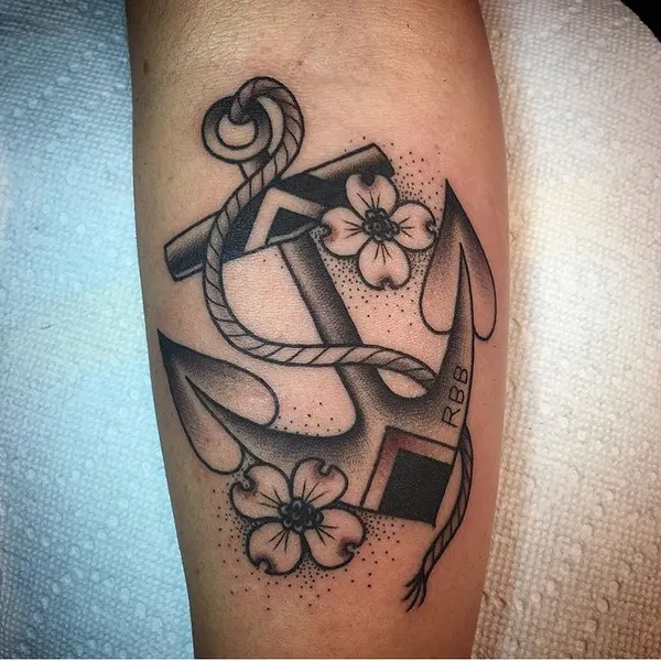 Full Circle Tattoo