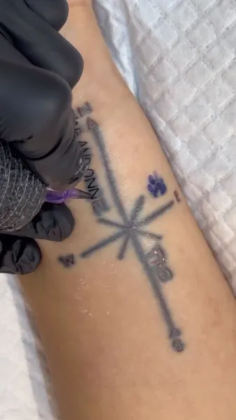 tattooist_arar