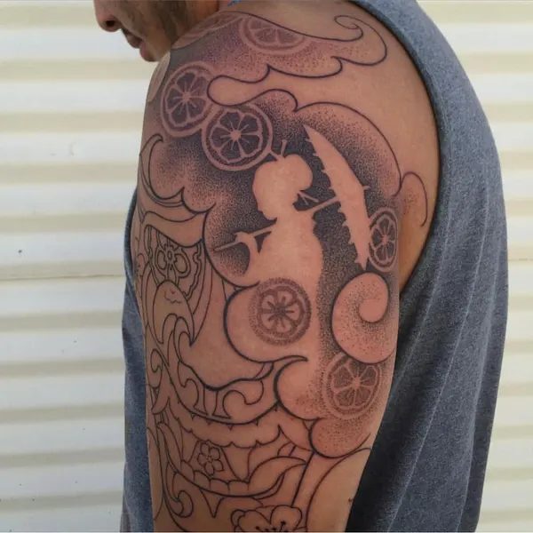 Full Circle Tattoo