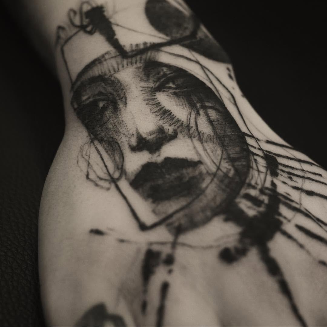 tattooer_nadi