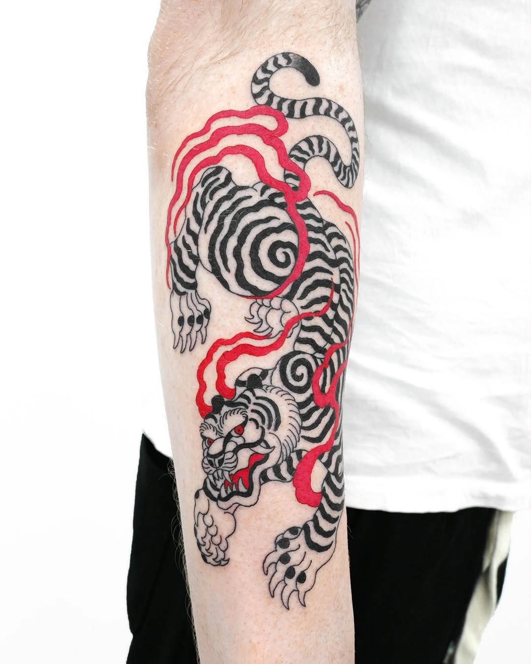 Tiger, Dragon