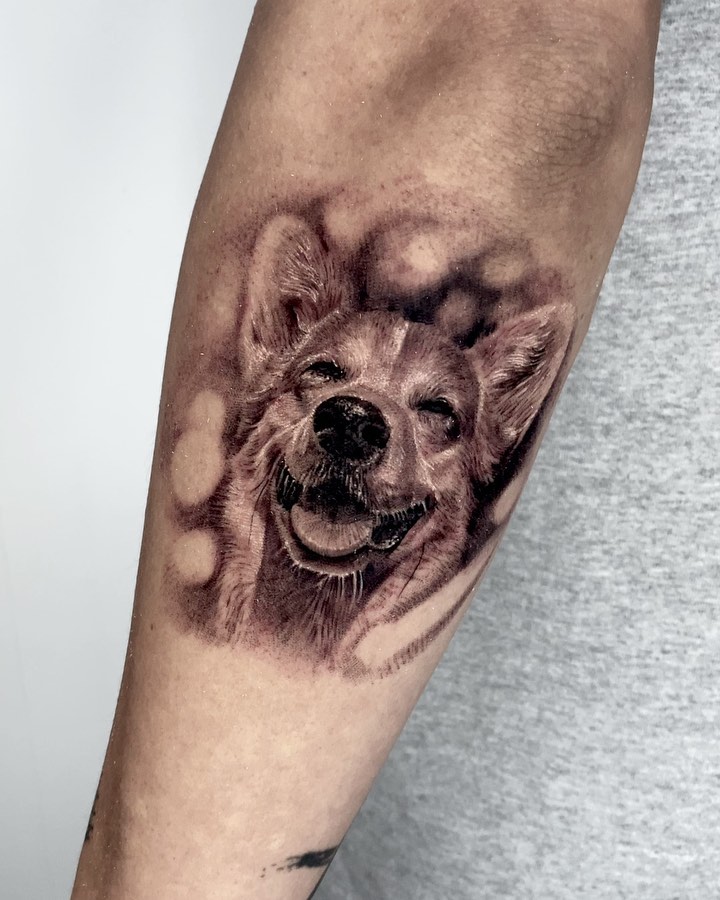 tattooist_bk