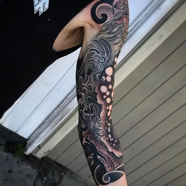 Full Circle Tattoo
