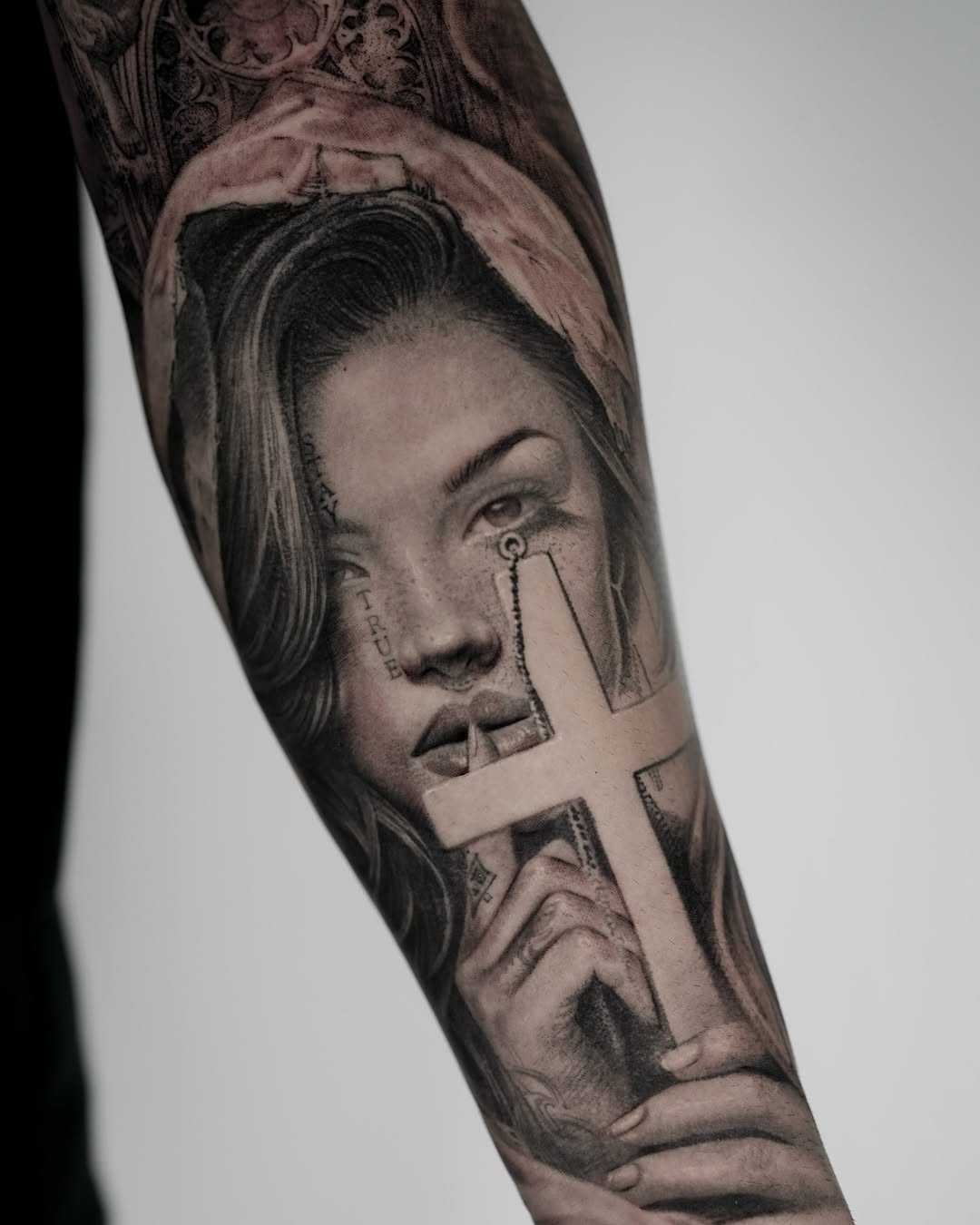 tattooist_bk