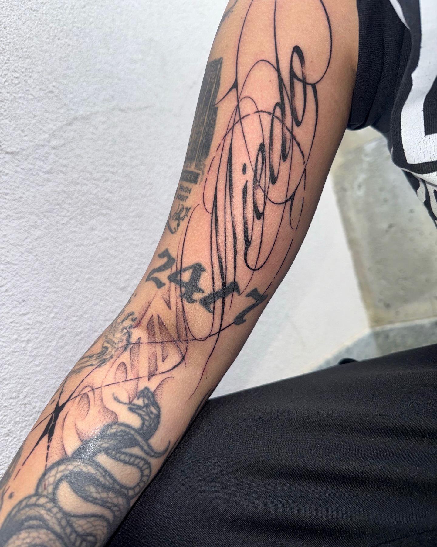 Lettering
