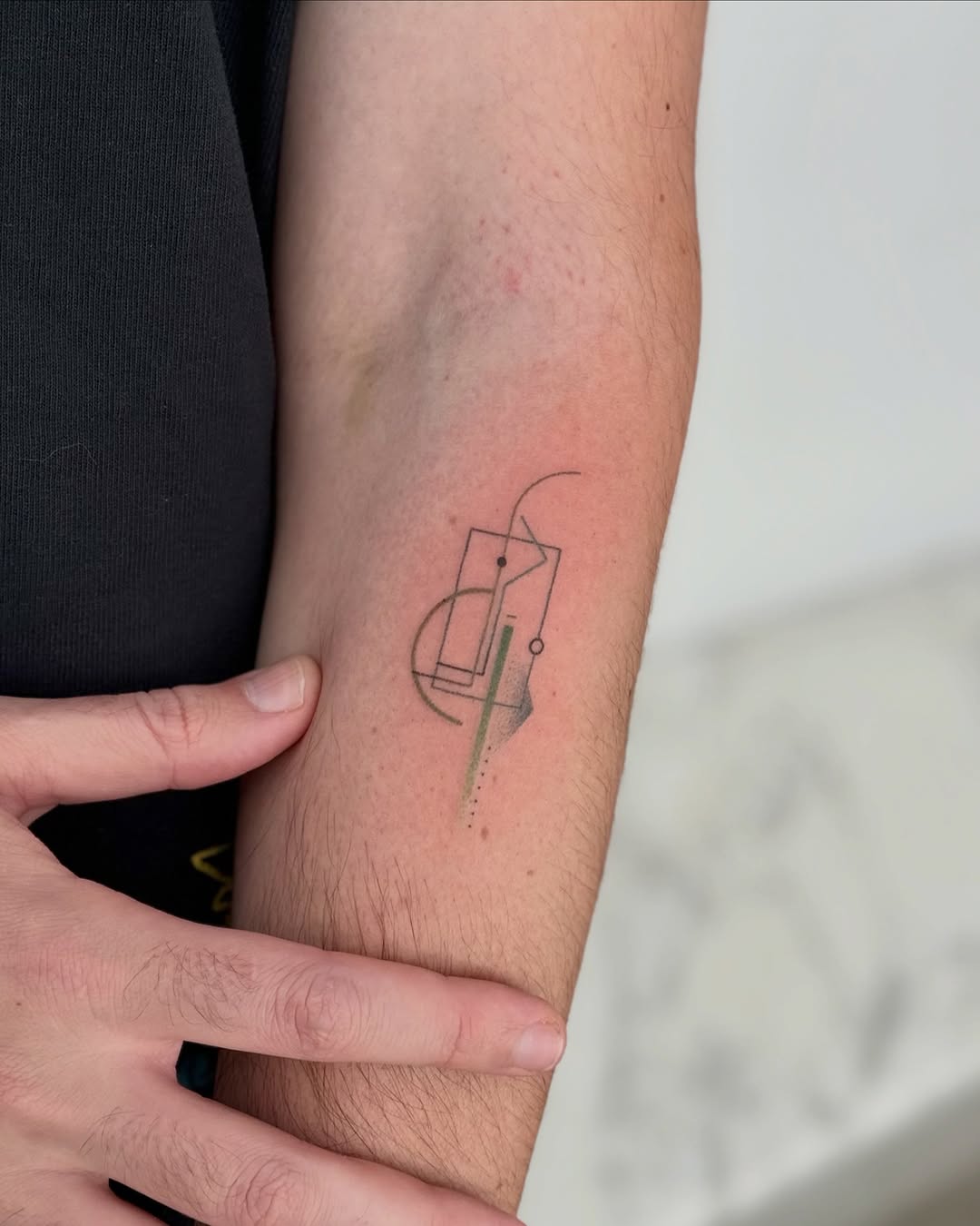 tattooist_basil