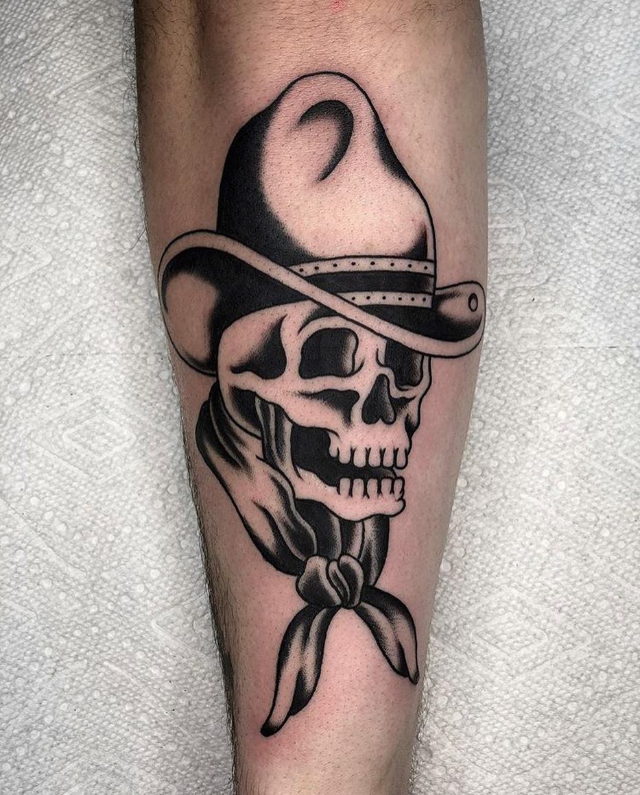 Full Circle Tattoo