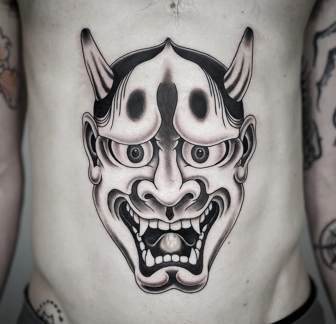Full Circle Tattoo
