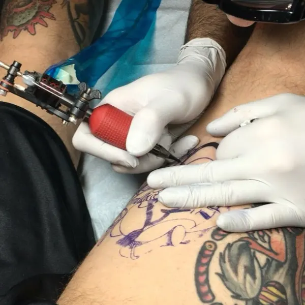 Full Circle Tattoo