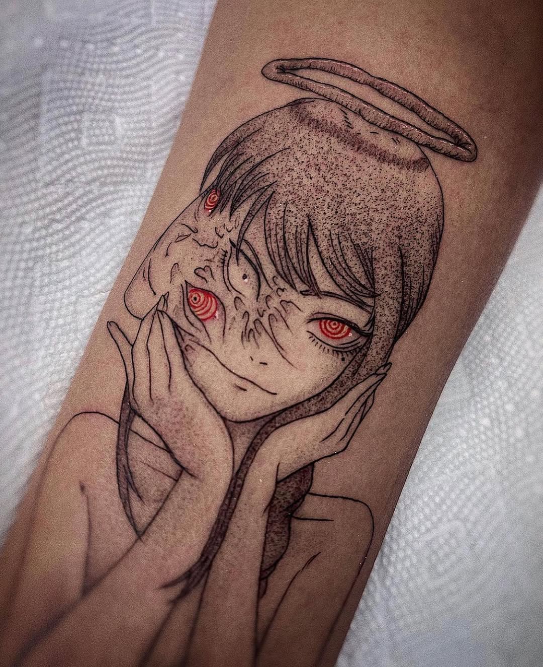 Full Circle Tattoo