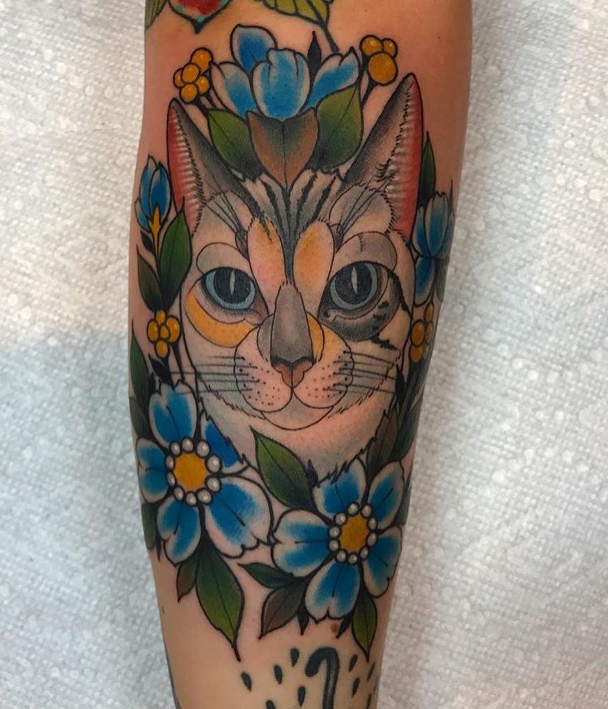 Full Circle Tattoo