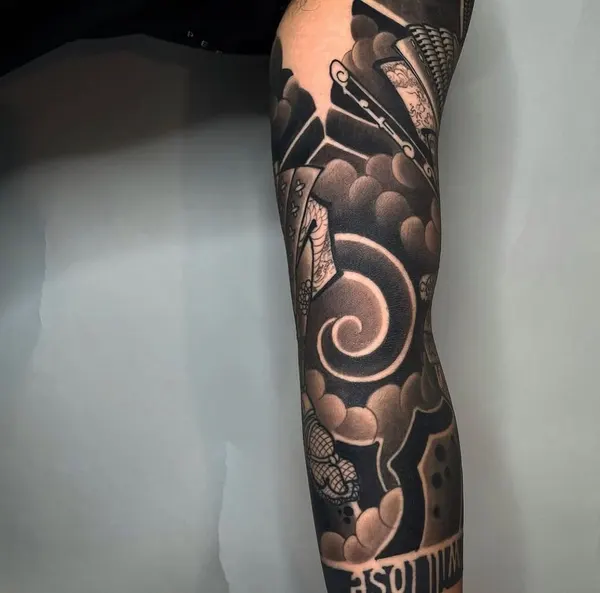 Full Circle Tattoo