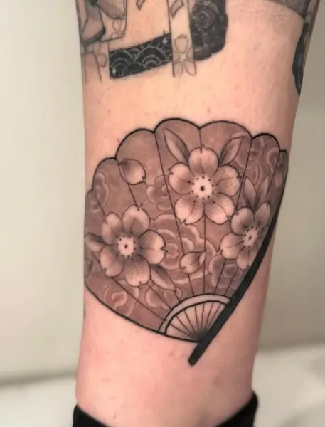 Full Circle Tattoo