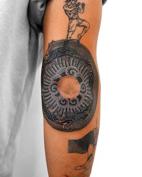 nobodytattoo