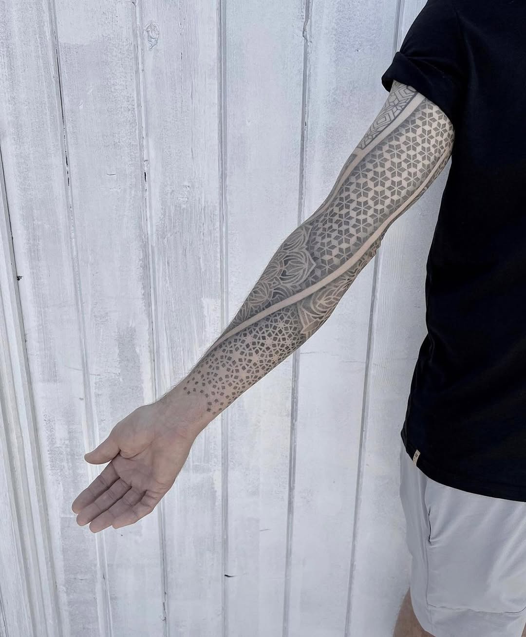 Full Circle Tattoo