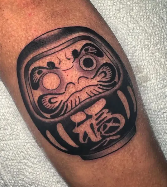 Full Circle Tattoo