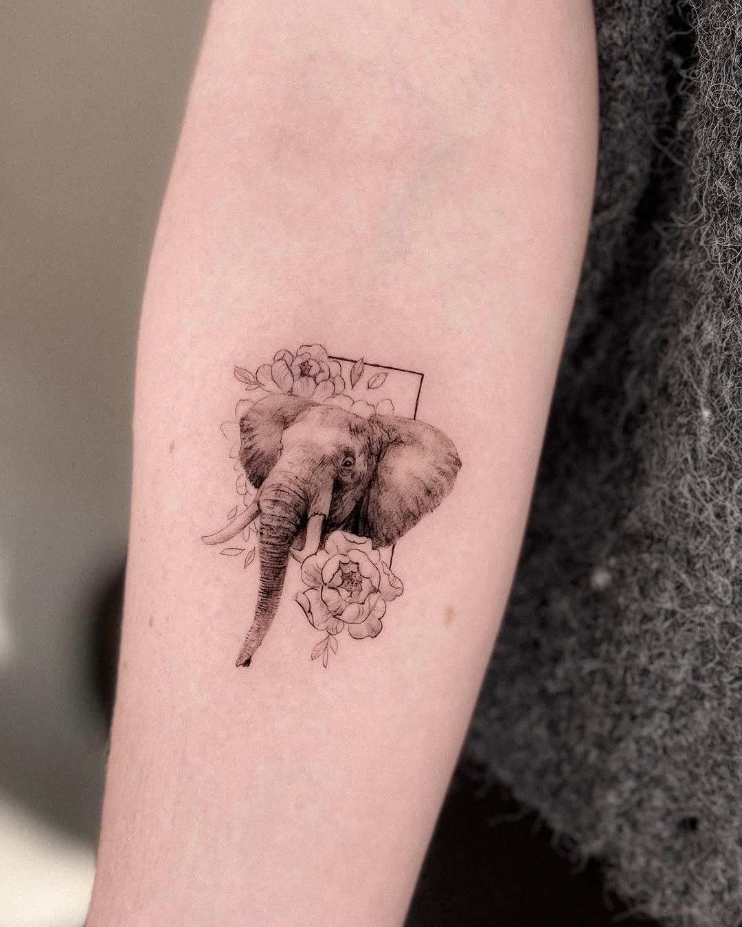 Flower, 코끼리