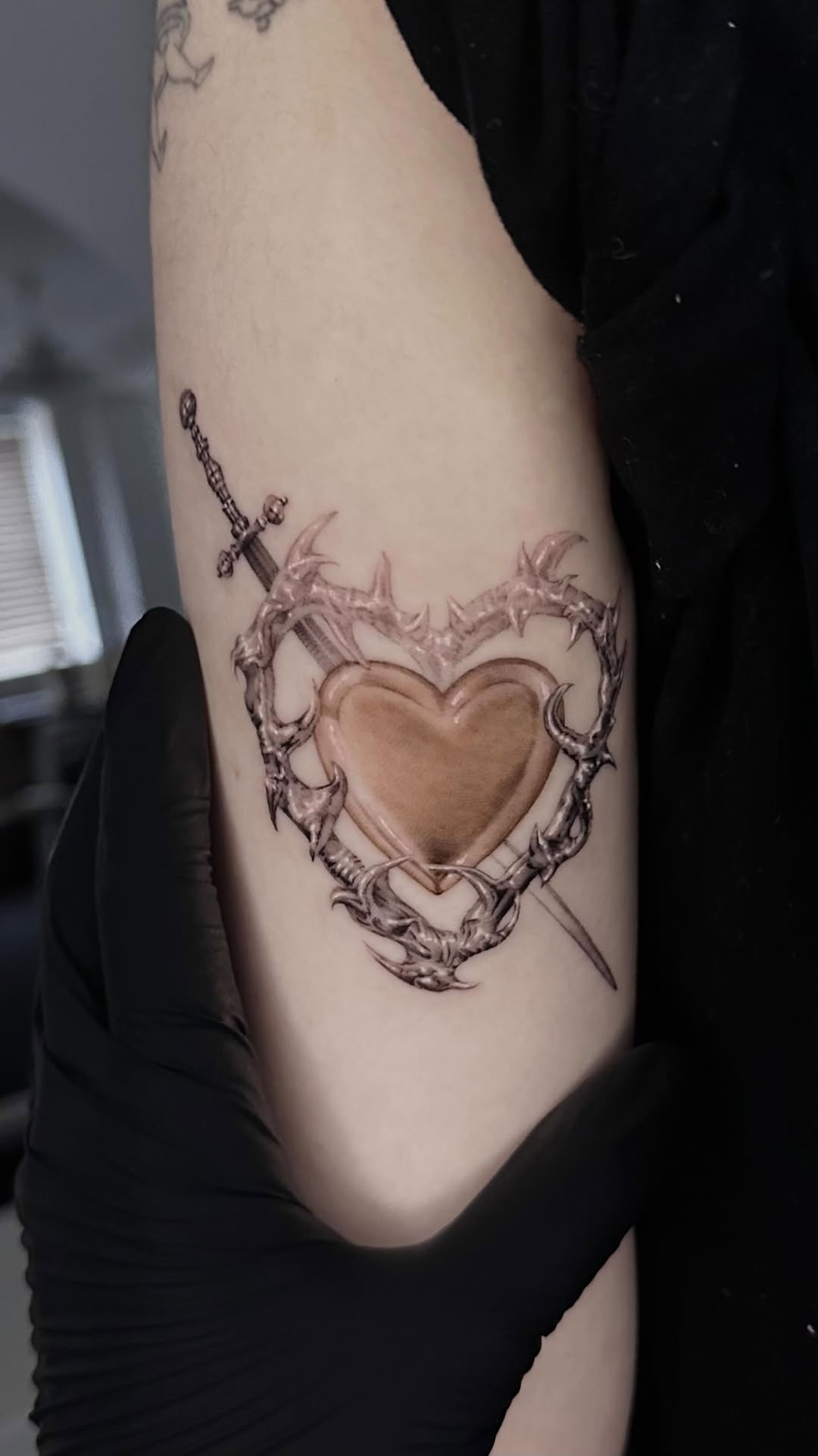 40.tatt