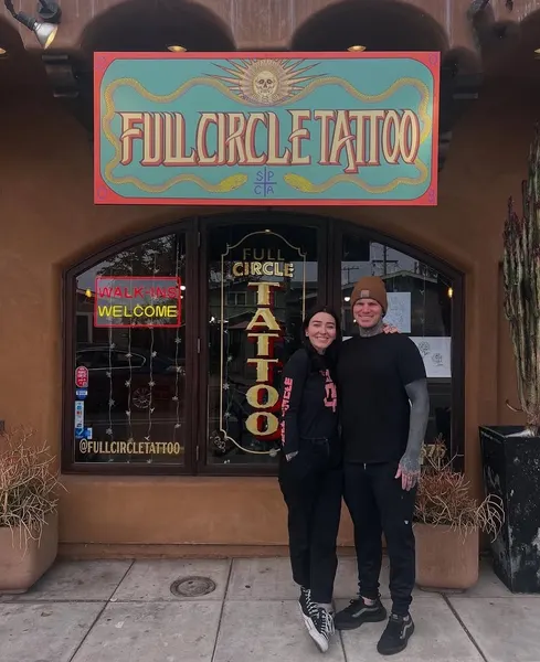 Full Circle Tattoo