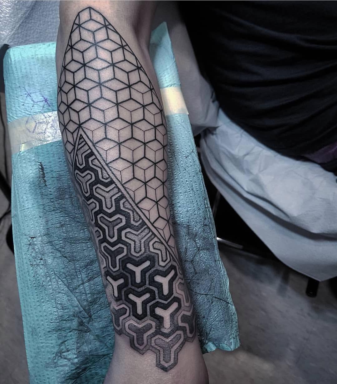 Ink and Dagger Tattoo