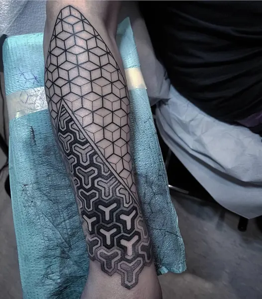 Ink and Dagger Tattoo