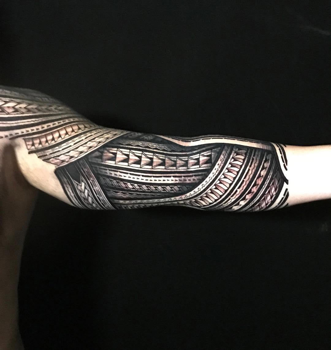 Ink and Dagger Tattoo