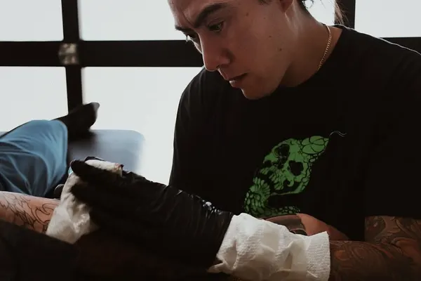 Full Circle Tattoo