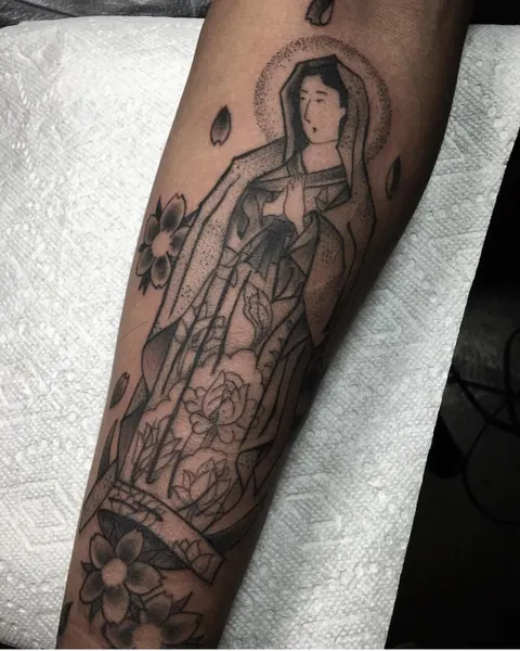 Full Circle Tattoo