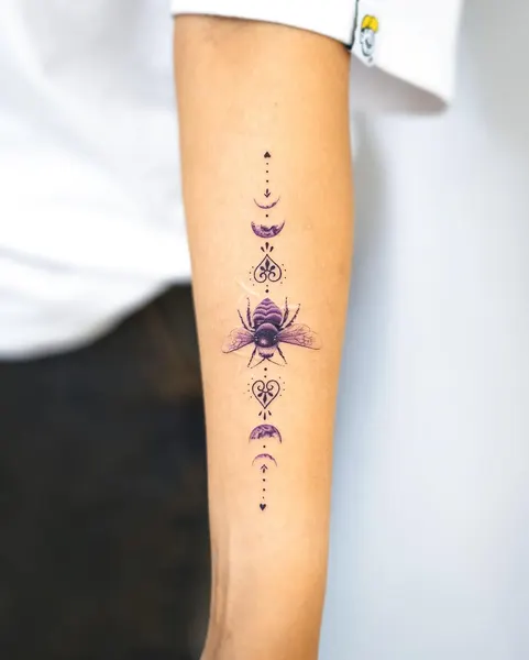 Animal, 벌