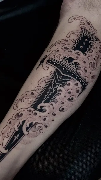 black_casket