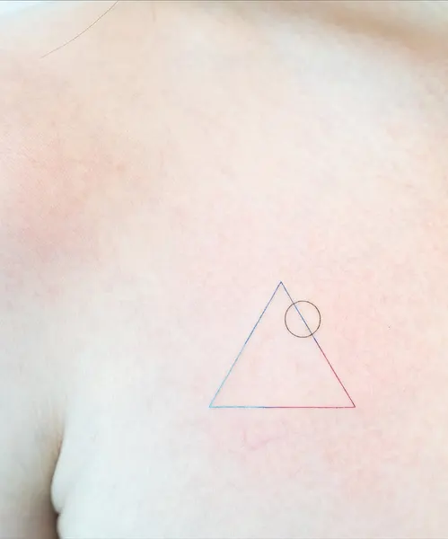 tattooist_arar