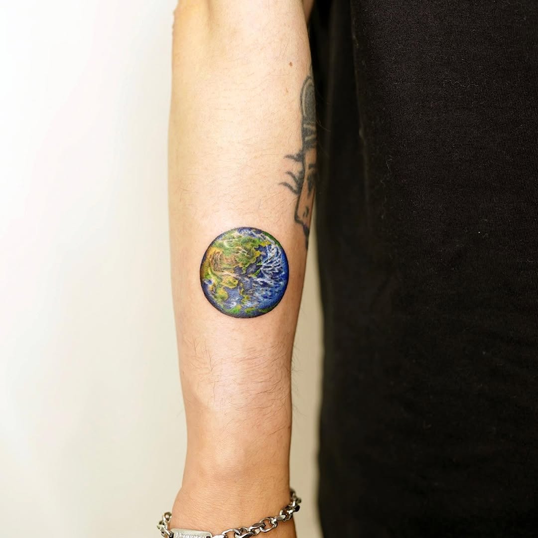 tattooist_toma