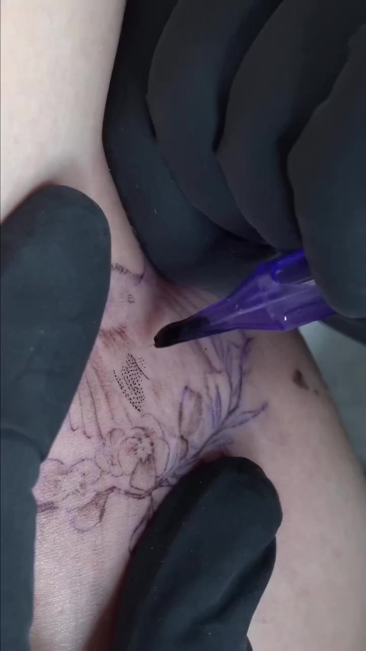tattooist_toma