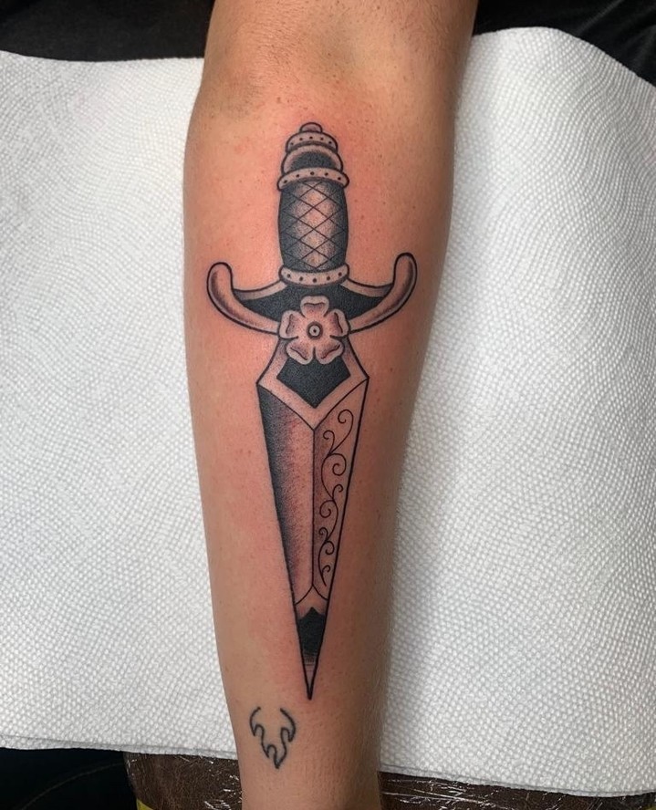Ink and Dagger Tattoo