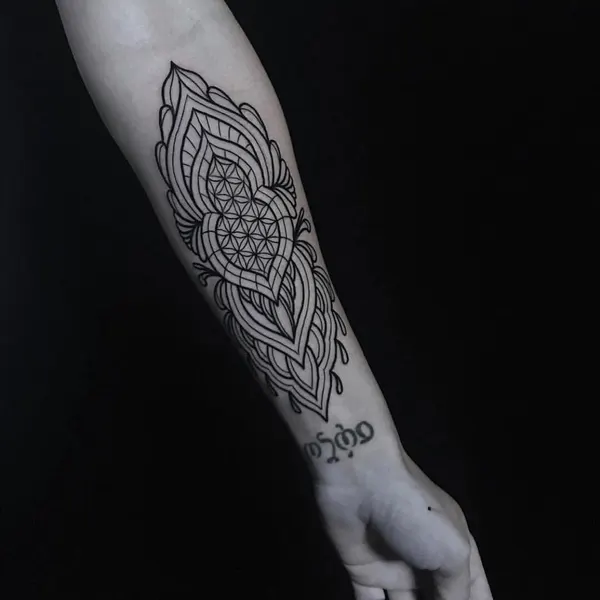 Ink and Dagger Tattoo