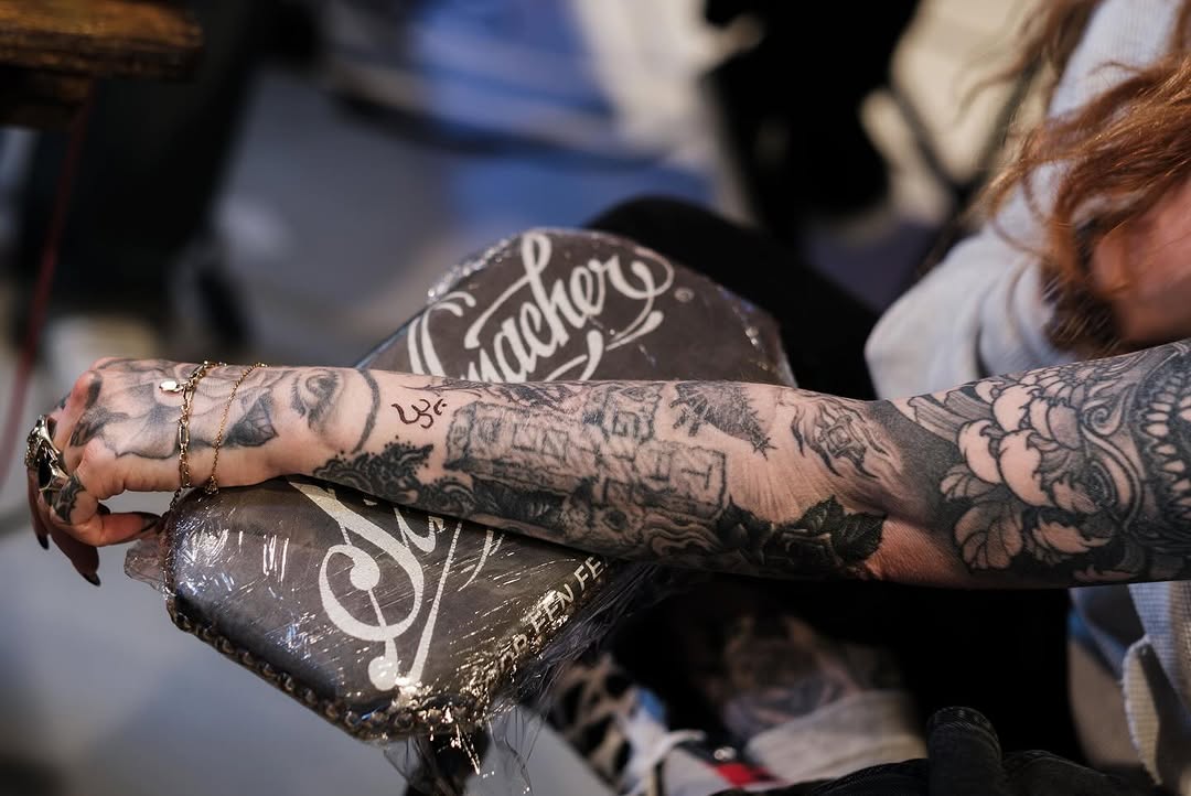 Lettering