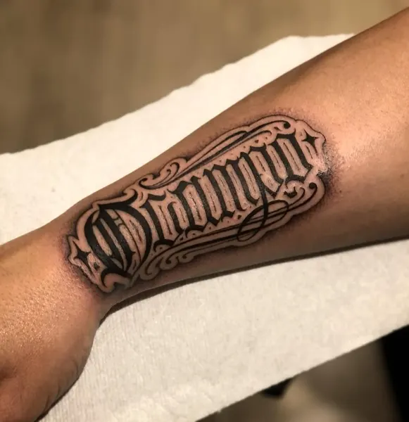 Lettering