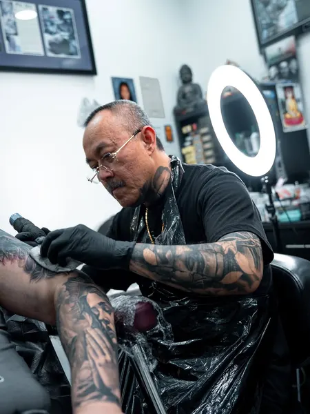 Robert Pho
