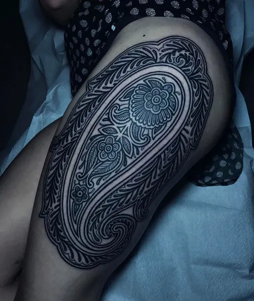 Ink and Dagger Tattoo