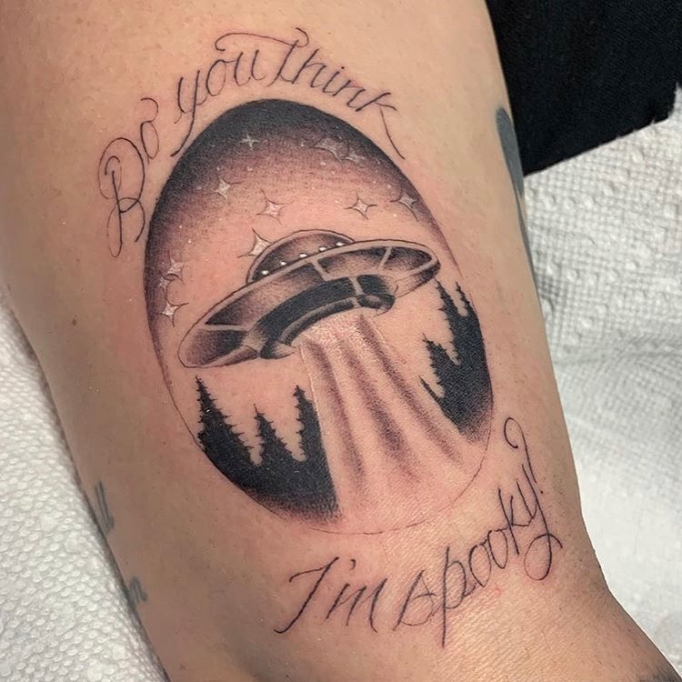Full Circle Tattoo