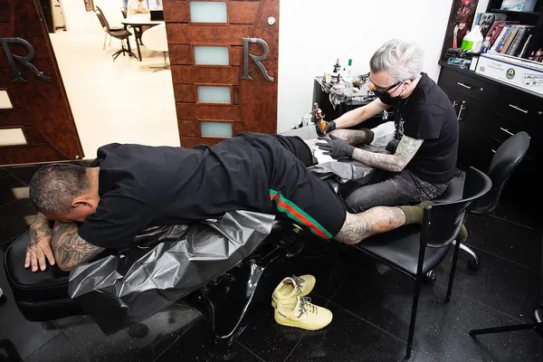 Robert Pho