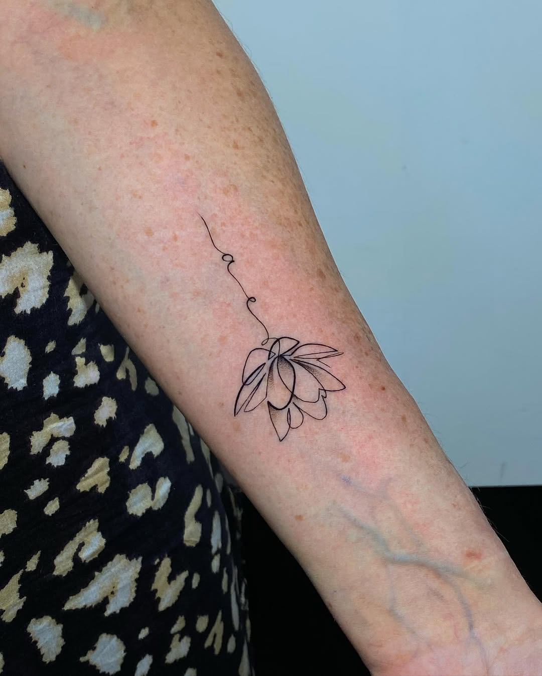 Flower, Lettering